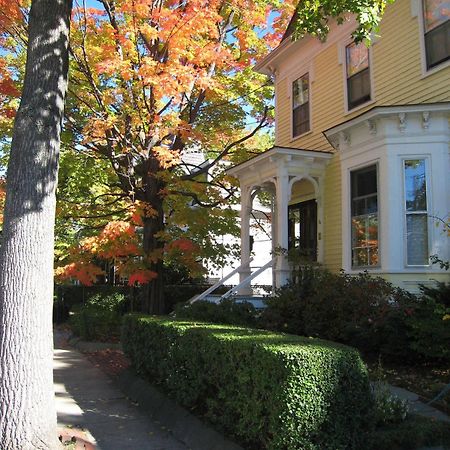 Parkside On Ellery Hotel Cambridge Bagian luar foto
