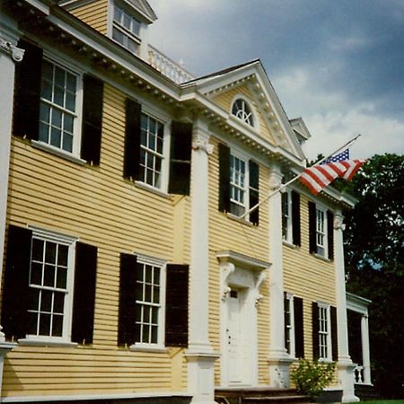 Parkside On Ellery Hotel Cambridge Bagian luar foto